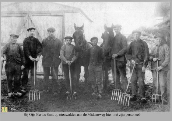 1876 Bij Smits. 
Zijweg van de Middenweg
