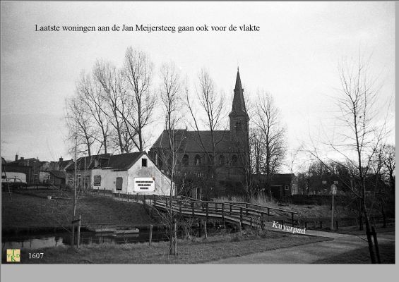 1607 Laatste blok in de Jan Meijer steeg.
