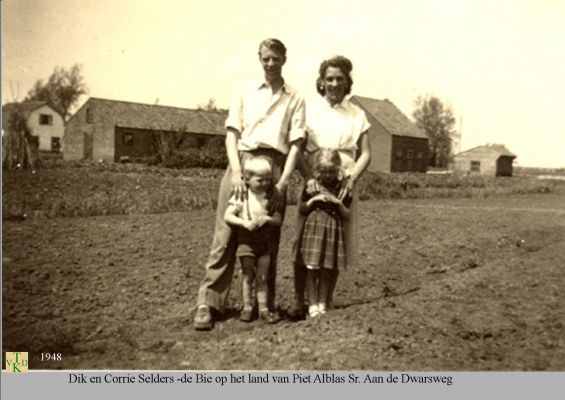 1948 Bij P. Alblas in het land.
