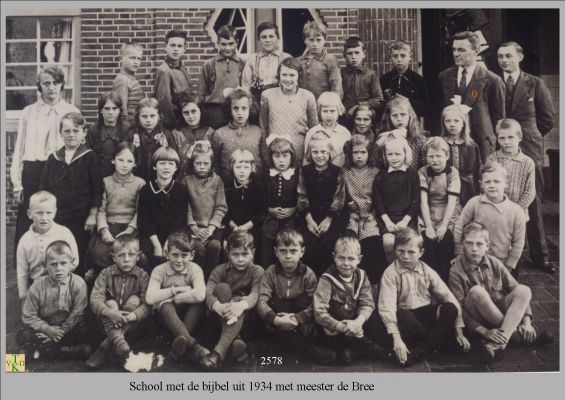 2578
klassenfoto, school met de bijbel
