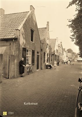 2201_Kiekje_in_de_kerkstraat
