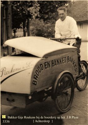 3336 
Op de bakfiets.
