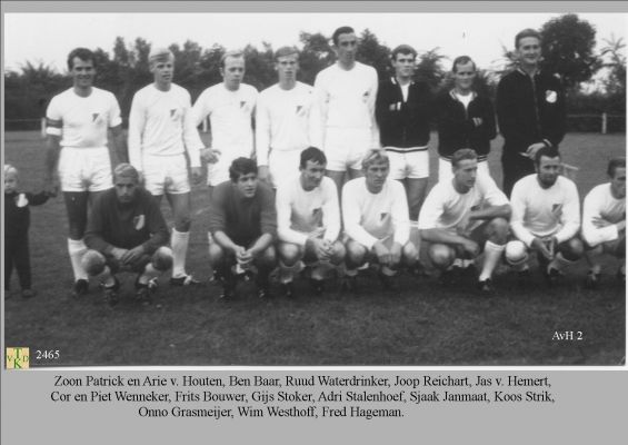 2465
 Voetbalteam Nederhorst 
