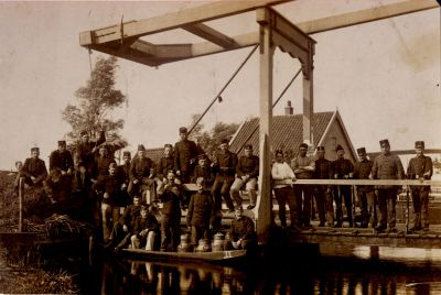 Wipbrug-naar-Ankeveen-en--s-Graveland
Nederlandse militairen 1e Wereldoorlog  1914-1918
