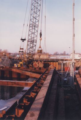 Aanleg-sluis-tussen-Spiegelplas-en-de-Vecht
Bouw sluisverbinding van Spiegelplas naar Vecht bij de Ballastbrug  1998 - 1999
