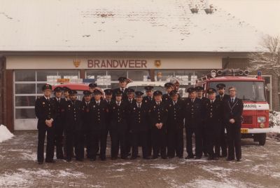 Voltallige-brandweer-bemanning
