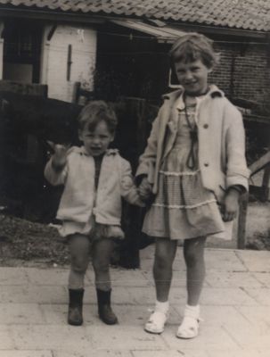 Foto-gemaakt-door-een-fotograaf
Foto gemaakt op de Overmeerse kermis.
Kinderen van Wim Kersbergen.

