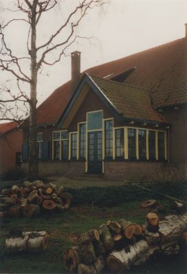 Het-Jachthuis-t-Jagthuis-Oostzijde
Het Jachthuis, -t Jagthuis-, Middenweg 86/88, Oostzijde.
Familie P.Kuipers / Cl. Zetsma
Zie MIP rapport 1991
Voorheen familie J.v.Ruitenbeek.
Zie Werinon nr. 51 uit 2003
Trefwoorden: Horstermeer, Jagthuis