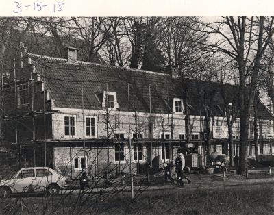 Restauratie-woning-bij-Willibrordkerk
Restauratie een der oudste panden uit het dorp, gebouwd tegen “den Berg”.
Kerkstraat/J.B.-plein.
