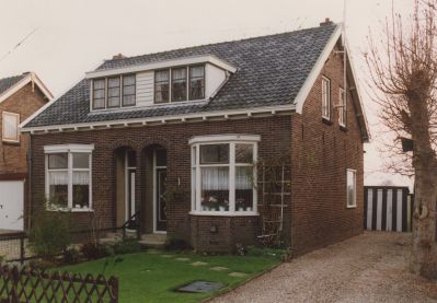 Poldergemaal
Poldergemaal Horstermeer.
Rechts de woning van de beheerder van het gemaal op de voorgrond de maalkom
