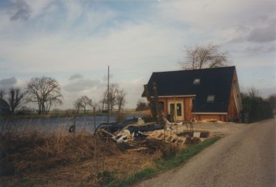 Nieuwbouw-aan-de-Vecht
Nieuwbouw op de plaats waar vroeger de handwasserij van
de dames van Schaik was aan de Vecht.
