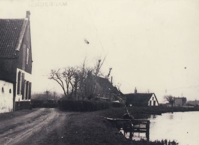 Hinderdam-aan-de-Vecht
Hinderdam met enkele huizen
Trefwoorden: Dorpszicht