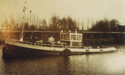 Sleepboot-De-Onderneming-II
Sleepboot van de Amsterdamsche Ballast Mij ”De Onderneming II